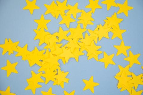 Picture of yellow stars. 