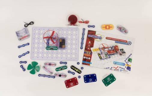 Picture of Snap Circuits Jr. kit. 