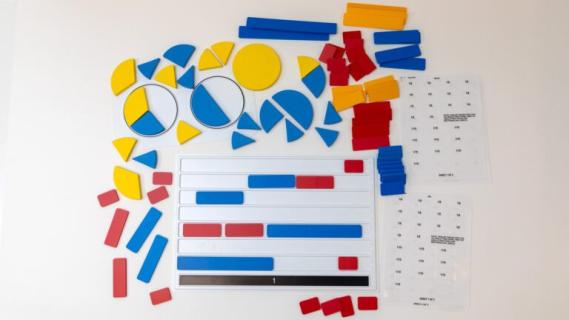 Mathbuilders-circles-bars-trays-labels